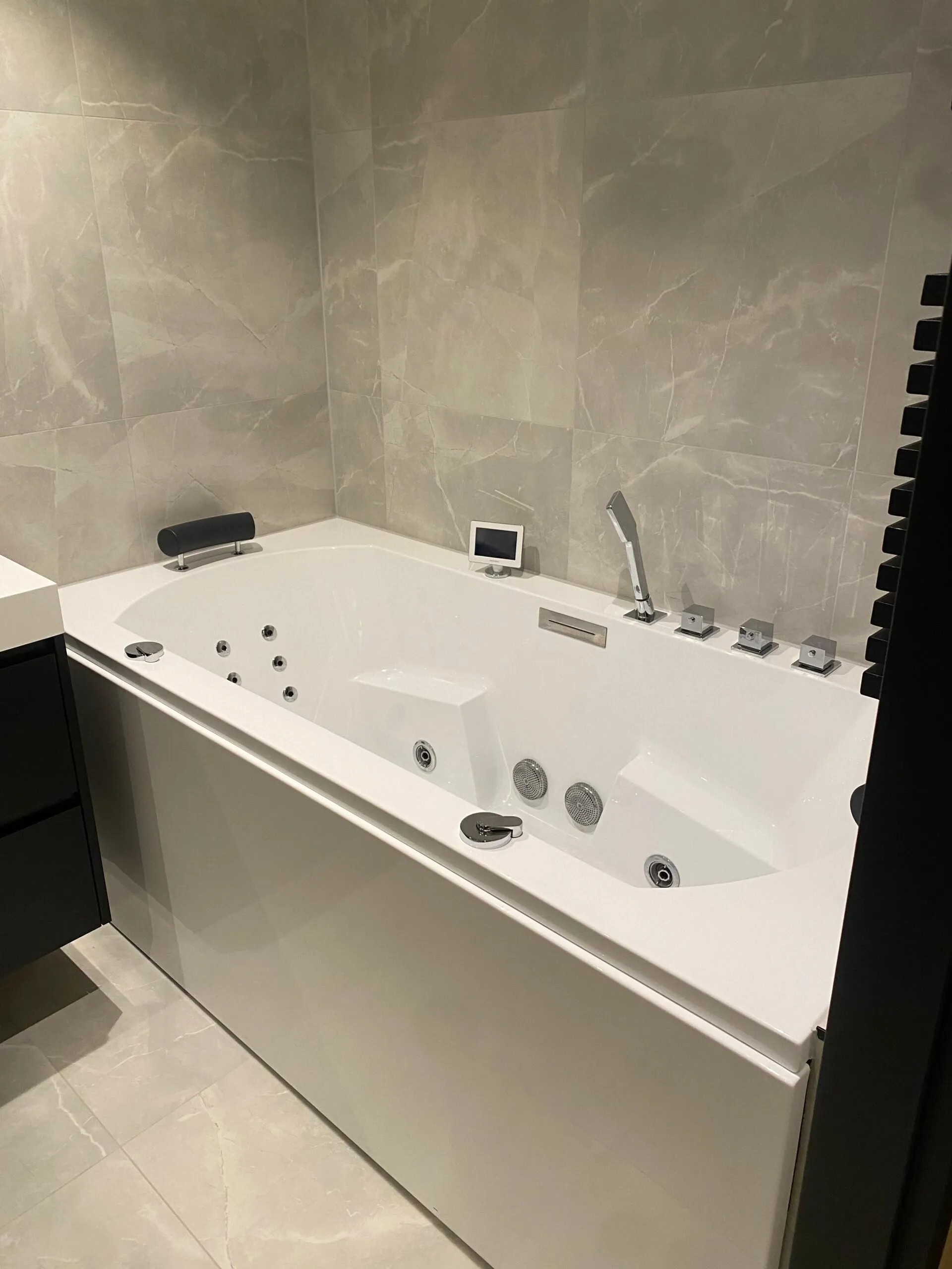 WhatsApp-Image-2025-10-17-at-16.41.15-2-scaled